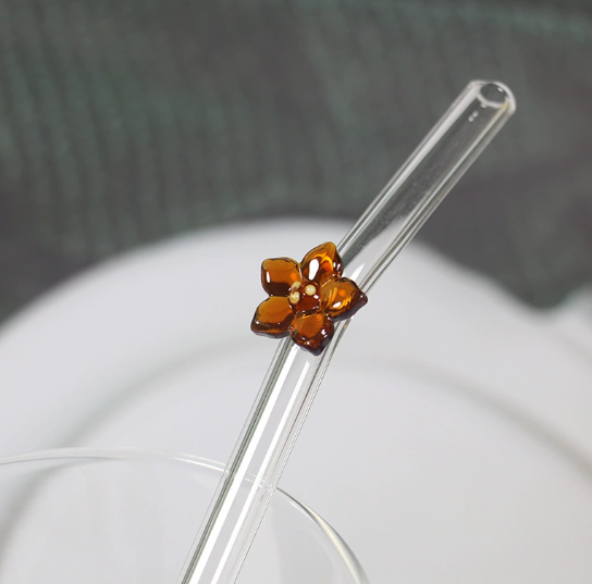 สีน้ำตาล