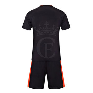 Vente en gros 2025 Prix raisonnable Uniforme de football de dernière couleur Uniforme de football de bonne qualité pour hommes - Product Image 2