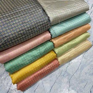 Élégant tissu de brocart jacquard haute densité en soie imprimé motifs floraux Paisley pour robe et tapisserie d'ameublement de vêtements de mode - Product Image 1