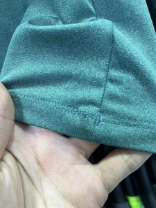 Vêtements de sport pour hommes T-shirts de sport Chemises à manches longues à blocs de couleurs T-shirt à séchage rapide unisexe pour hommes - Product Image 2