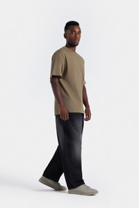 Vente en gros de t-shirts unisexes Kadia pour hommes, personnalisés, 100% coton, manches courtes, coupe ample, style gothique, anti-plis, imprimés en sérigraphie - Product Image 5