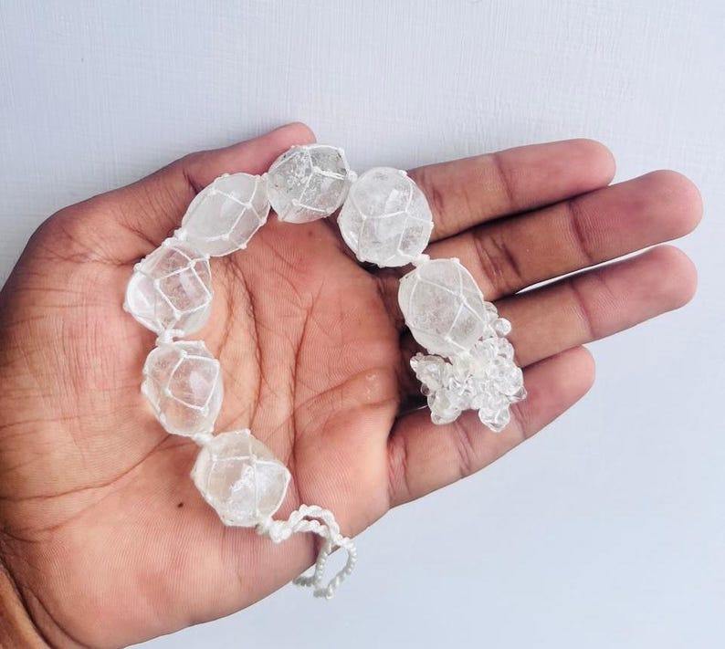 ตามที่แสดงในภาพ