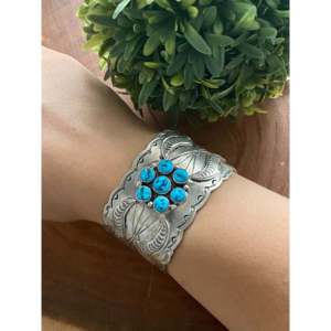 Sheila Tso Kingman Turquoise & Sterling <b>Silver</b> Fashion <b>Cuff</b> <b>Bracelet</b> - Product Image 2
