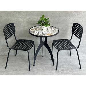 Juego de Muebles de Jardín Minimalistas Modernos para Exteriores, 1 Mesa y 2 Sillas, Duraderos, de Material PE, para Almacén y Comedor - Product Image 2