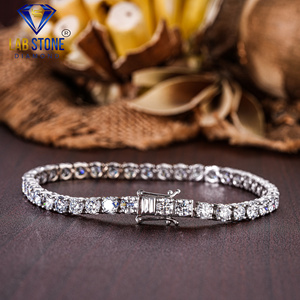 Bracelet tennis en diamant taillé 3.56 TDW certifié IGI en or blanc 18 carats avec finition rhodium Style classique pour les mariages et les fêtes - Product Image 2