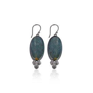 Boucles d'oreilles en Ruthénium Noir à Vente Chaude, Boucles d'oreilles en Agate Sanguine, Boucles d'oreilles Bohèmes à la Mode, Fabricant en Gros - Product Image 1