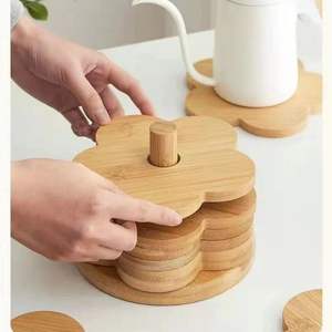 POUR COASTER ROND EN BOIS TAILLE PERSONNALISÉE À la main pour les articles de table et de cuisine en gros de haute qualité du Vietnam - Product Image 6