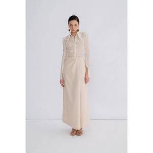 Faldas de mujer de diseño único Falda larga acampanada Cintura retorcida NORAH TWIST FALDA Arena Jacquard 61% Rayón 39% Algodón de Vietnam - Product Image 1