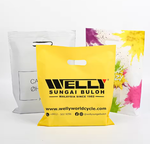 Sacs shopping personnalisés en plastique PE découpés sur mesure pour t-shirts, impression offset, réutilisables, recyclables, pour supermarchés et expositions, avec poignées longues - Product Image 5