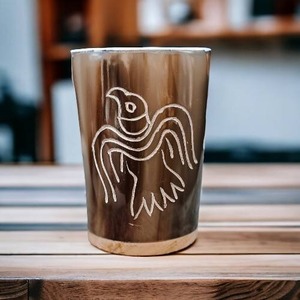 Verre à bière en corne noire fait main et artisanat naturel poli avec style animal pour le prix économique d'exportation indienne - Product Image 4