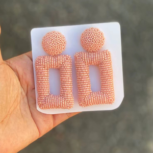 Pendientes Largos de Color Naranja Brillante con Forma de Cuadrado Doble, Material de Cuentas Tejidas, Diseño Geométrico, Distribuidor Mayorista de Joyería - Product Image 1