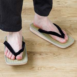 Sandalias Tradicionales Japonesas Tatami Setta Zori, Hechas en Japón - Negras - Product Image 6