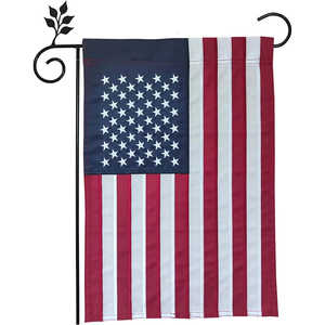 Paquete de 2 Banderas de Jardín del 4 de Julio, 12x18 Pulgadas, Doble Cara, Banderas de Jardín de Estados Unidos para Decoración del Césped y Patio del Día de la Independencia - Product Image 1