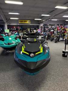 เจ็ตสกี Sea Ray 400 สำหรับเล่นน้ำทะเล พร้อมที่จอด - Product Image 6