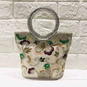 กระเป๋าลูกปัดหินงานแฮนด์เมดสำหรับงานแต่งงานและงานปาร์ตี้เจ้าสาวดีไซน์เนอร์ - Product Image 1