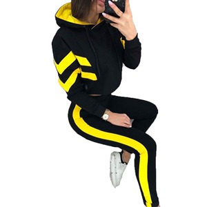 Chándal de Top corto grueso para mujer, conjunto deportivo informal con capucha de dos piezas, otoño 2023 - Product Image 3