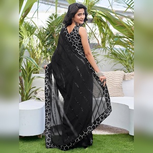 Sari Elegante con Bordado Pesado y Lentejuelas, Tela Premium Dorada con Blusa Sin Coser, para Bodas y Fiestas - Product Image 2