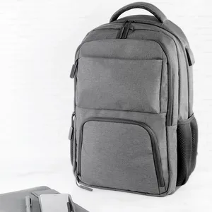 Zaino Promozionale Fotinia in RPET con Porta Computer, Accessorio Sostenibile per Dispositivi Elettronici - Product Image 1