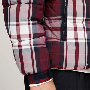 Veste grande taille 2023 Veste bouffante à capuche légère et résistante à l'eau pour hommes - Product Image 6