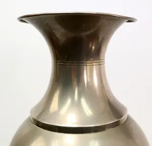 Vases en métal pour décoration de la maison Pot de fleur en fer Décoration de salon de chevet de mariage - Product Image 1