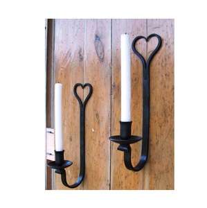 Ensemble de bougeoirs en métal d'inspiration vintage, fabriqués à la main pour une utilisation intérieure et extérieure, salon, table à manger, chambre à coucher, patio - Product Image 3