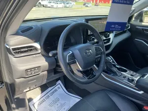 โตโยต้า ไฮแลนเดอร์ ลิมิเต็ด ปี 2024 - Product Image 5