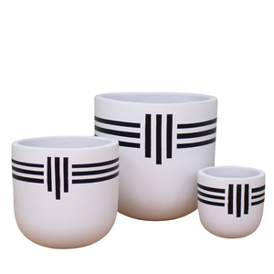 Boîtes de jardinière en fibre de ciment d'aspect béton Style minimaliste moderne Idéal pour les jardins urbains, les bureaux et les projets hôteliers - Product Image 1