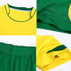 Uniforme de Fútbol Premium para Hombre |   Kit de Rendimiento Amarillo y Verde |   Conjunto de Camiseta y Pantalones Cortos de Fútbol para Entrenamiento de Equipos Adultos, Ropa Deportiva - Product Image 2