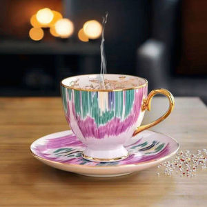 Venta al por mayor de lujo de estilo europeo hueso China juegos de té y café tazas de cerámica individuales para bebidas impreso taza de porcelana juegos de té - Product Image 1