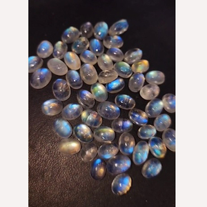 Lote de 306 piezas de cabujón de piedra lunar arcoíris Natural 430cts piedra preciosa blanca 7x5mm a 10x8mm Tamaño de pera ovalada US $121 - Product Image 5