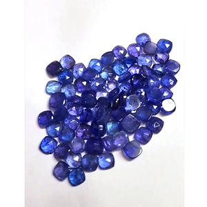 เบาะ6x6mm-8x8mm Tanzanite สีฟ้าธรรมชาติ79ชิ้นโรเซ็ต137 CTS ล็อต iroc ขายคุณภาพสูงอัญมณี Facet Cabochon สหรัฐ $194 - Product Image 1