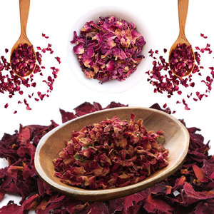 Pétales de roses rouges séchées | Ajoutés aux ensembles de mélanges d'aromathérapie - Product Image 1