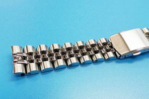 Bracelet de montre à barre profil en acier inoxydable, avec deux boutons poussoir, boucle de sécurité pour les étuis de montres généraux - Product Image 3