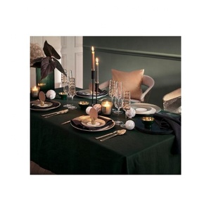 Couverture de table carrée super douce en coton biologique 100% Design brodé européen élégant pour les nappes d'armoire de mariage à manger - Product Image 3