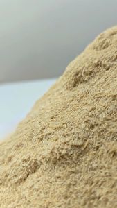 Polvo de madera de pino de malla 40 respetuoso con el medio ambiente, materia prima de grado Industrial de textura Beige suave fina para uso de papel de incienso Dhoop - Product Image 3