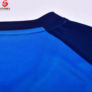 ชุดฟุตบอลคุณภาพสูง โพลีเอสเตอร์ 100% รับออกแบบโลโก้ สี และดีไซน์ น้ำหนักเบา แห้งเร็ว ระบายอากาศได้ดี ป้องกันแบคทีเรีย ดีที่สุด - Product Image 5