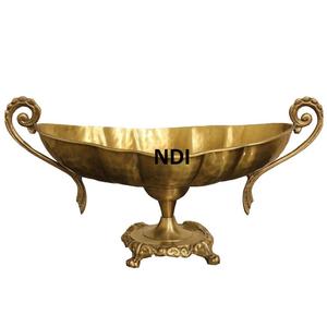 Mesa de comedor Centros de mesa Tazón de servidor de frutas Diseño moderno Tazón de fruta de metal Acabado dorado Servidor de frutas de forma redondeada - Product Image 5