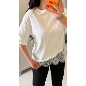 Blusa de Viscosa de Dos Hilos con Cuello Redondo y Detalle de Encaje Delicado para Mujer, Estilo Casual, Modelo 34272, Marca Jane's - Product Image 4