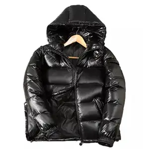黑色厚户外时尚闪亮轻质保暖冬季短连帽鸭绒男式河豚夹克