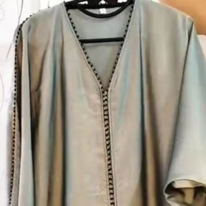 Robe de soirée élégante en dentelle simple pour le travail à la main Abaya de style islamique modeste vêtements traditionnels musulmans Dubaï accessoire inclus - Product Image 1