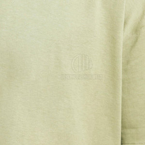 T-shirt tendance pour homme, coupe ample, fabriqué avec des matériaux de haute qualité, idéal pour la mode streetwear et les tenues décontractées au quotidien. - Product Image 5