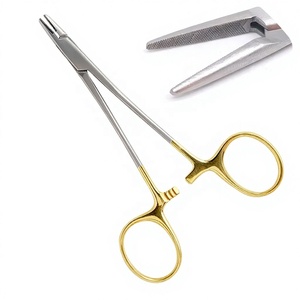 Porte-aiguilles, ensemble d'instruments chirurgicaux ophtalmiques, porte-aiguilles avec des caractéristiques haut de gamme par DADDY D PRO, approuvé CE ISO - Product Image 1