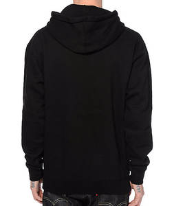 Pull à capuche en coton pour homme avec logo personnalisé Détails matelassés et capuche à cordon de serrage réglable pour une tenue élégante et chaude - Product Image 2