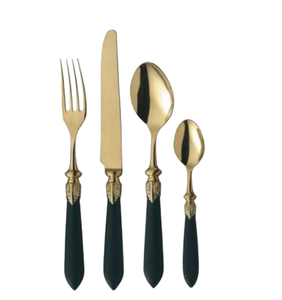 Ensemble de couverts en plaqué or fabriqués à la main en acier inoxydable cuillère fourchette couverts pour mariages maison et hôtel fabriqué en Inde - Product Image 1