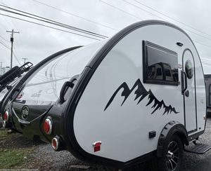 Remolques de viaje todoterreno estándar australiano Caravana híbrida RV con suspensión independiente para acampar al aire libre - Product Image 4