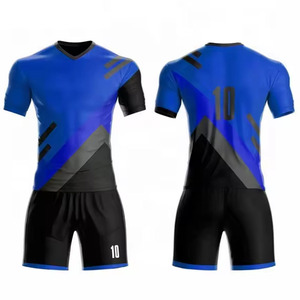Camiseta y pantalones cortos de fútbol de secado rápido transpirables personalizados de fábrica al por mayor, diseñados con técnica de sublimación - Product Image 3