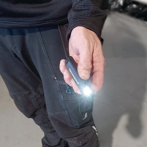 ชุดไฟ LED แบบยืดหยุ่น 75-150 ลูเมน ไฟฉาย LED พกพาพร้อมที่ยึดหมวก แบตเตอรี่ Li-Ion ประเภทสินค้าส่งเสริมการขาย - Product Image 4