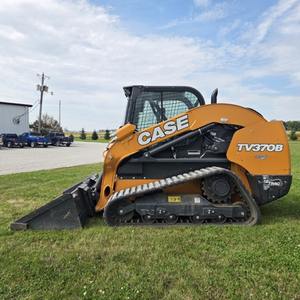Chargeuse compacte de haute qualité TV370B Skid Steer Loader à vendre - Product Image 5