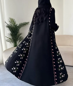 Abaya Estilo Dubái, Calidad Premium con Detalles de Cuentas en las Mangas, Tela Rica con Flujo Lujoso y Acabado Elegante 2026 - Product Image 6