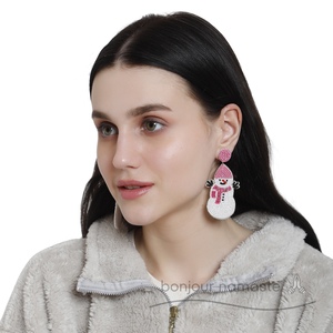 Orecchini di pupazzo di neve con perline fatti a mano all'ingrosso | Orecchino di dichiarazione di vacanza | Regalo di gioielli di Natale invernale | MOQ basso | Pronto per la spedizione - Product Image 4